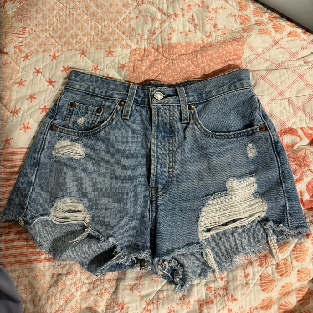 Levi Jean Shorts